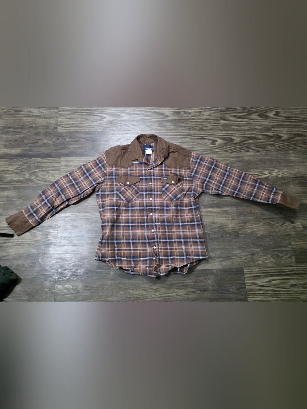 VTG Wrangler Western Shirt Men's Brown Brushpopper Pearl Snap Thick Canvas